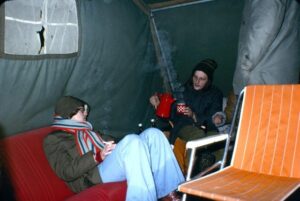 Aufnahme 10 von 34 aus dem Album „Rheinufertreffen Silvester 1976"